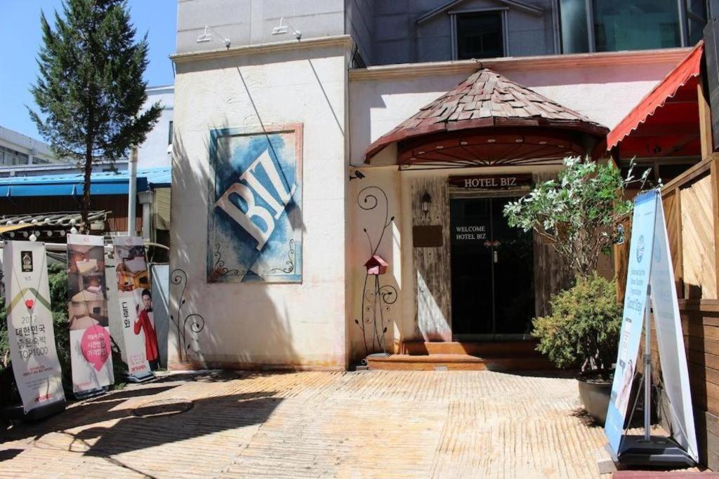 Hotel Biz Jongno Insadong Seoul Exterior photo